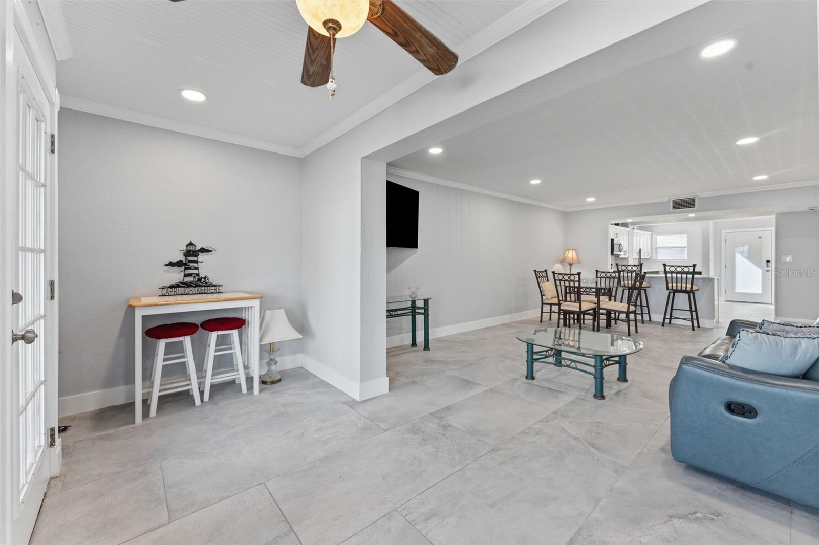 CAPRI LIGHTHOUSE CONDO - Residential