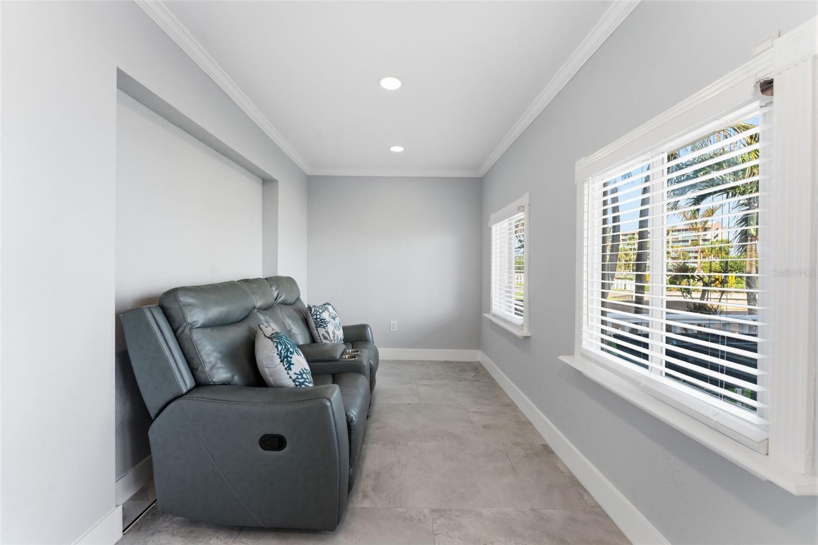 CAPRI LIGHTHOUSE CONDO - Residential