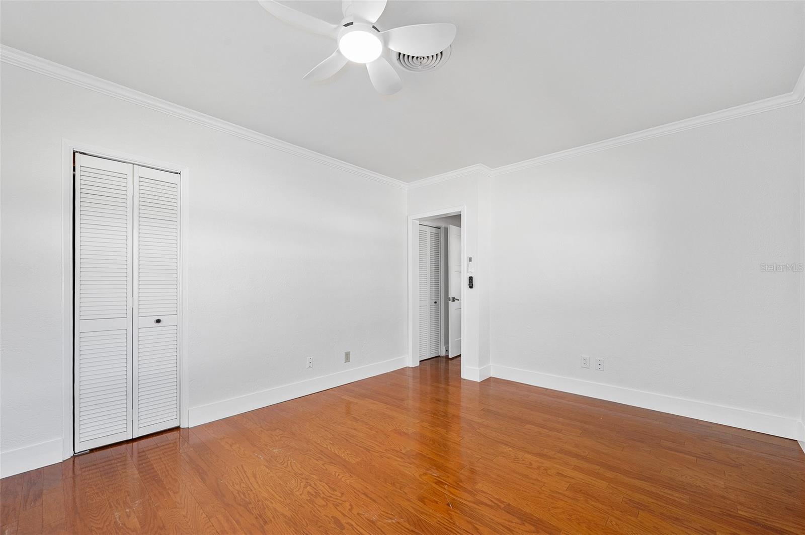 RIVER OAKS - Residential