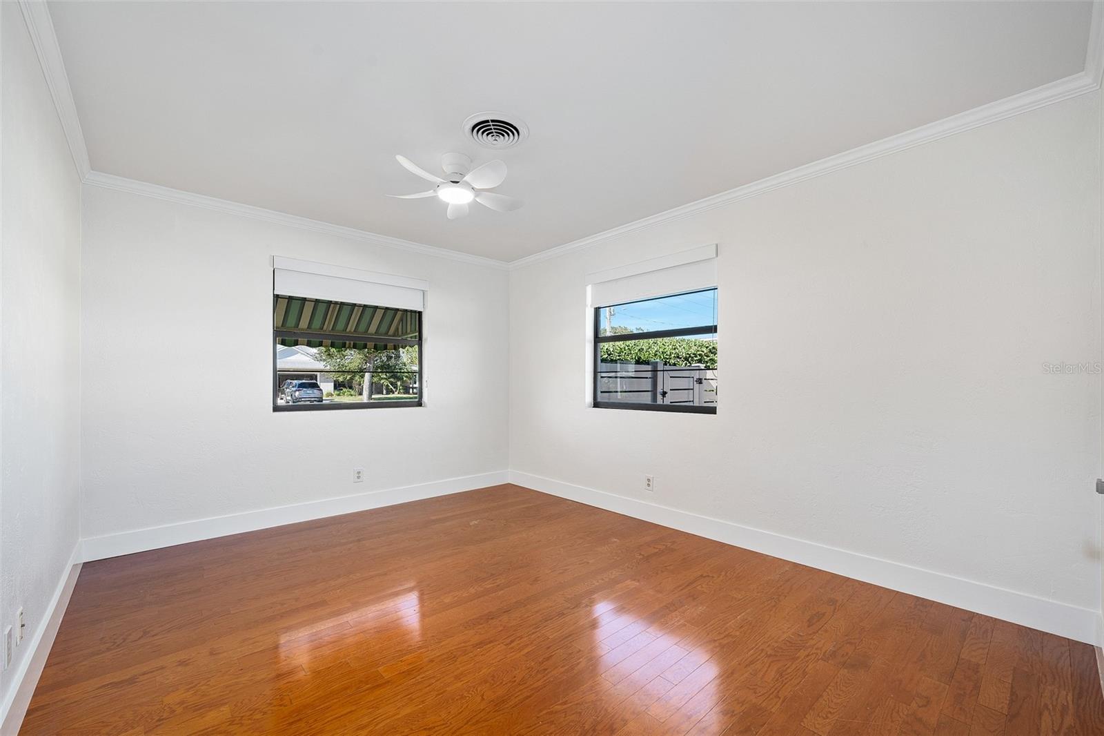 RIVER OAKS - Residential