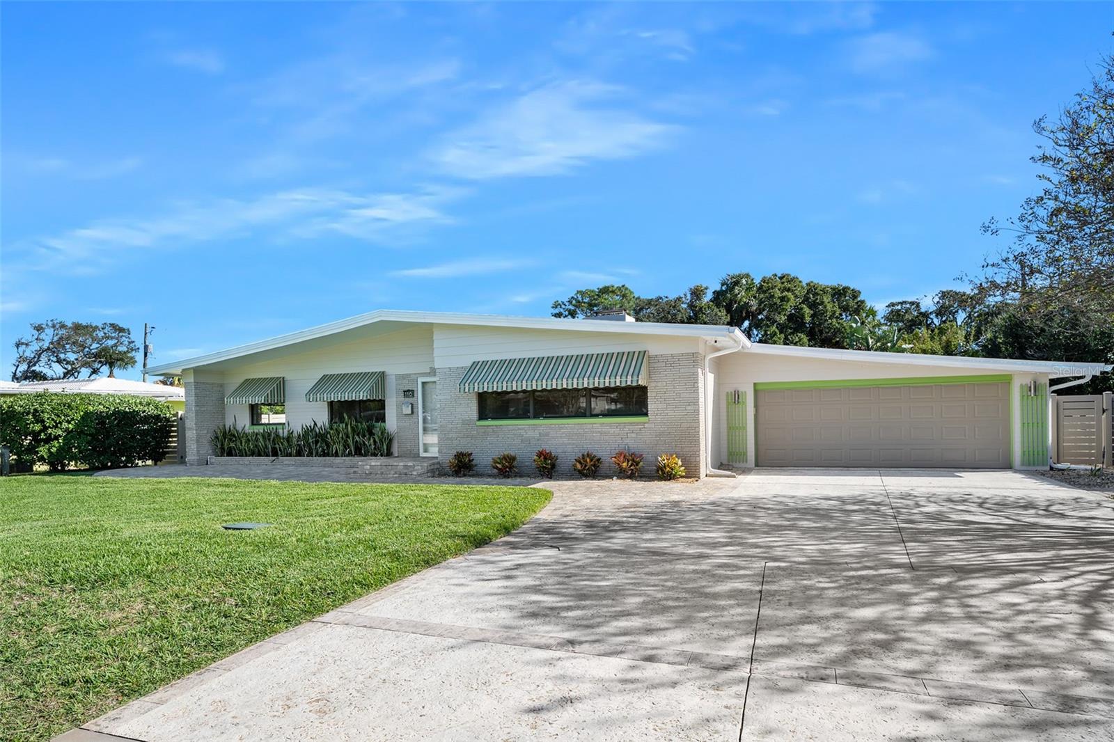 RIVER OAKS - Residential