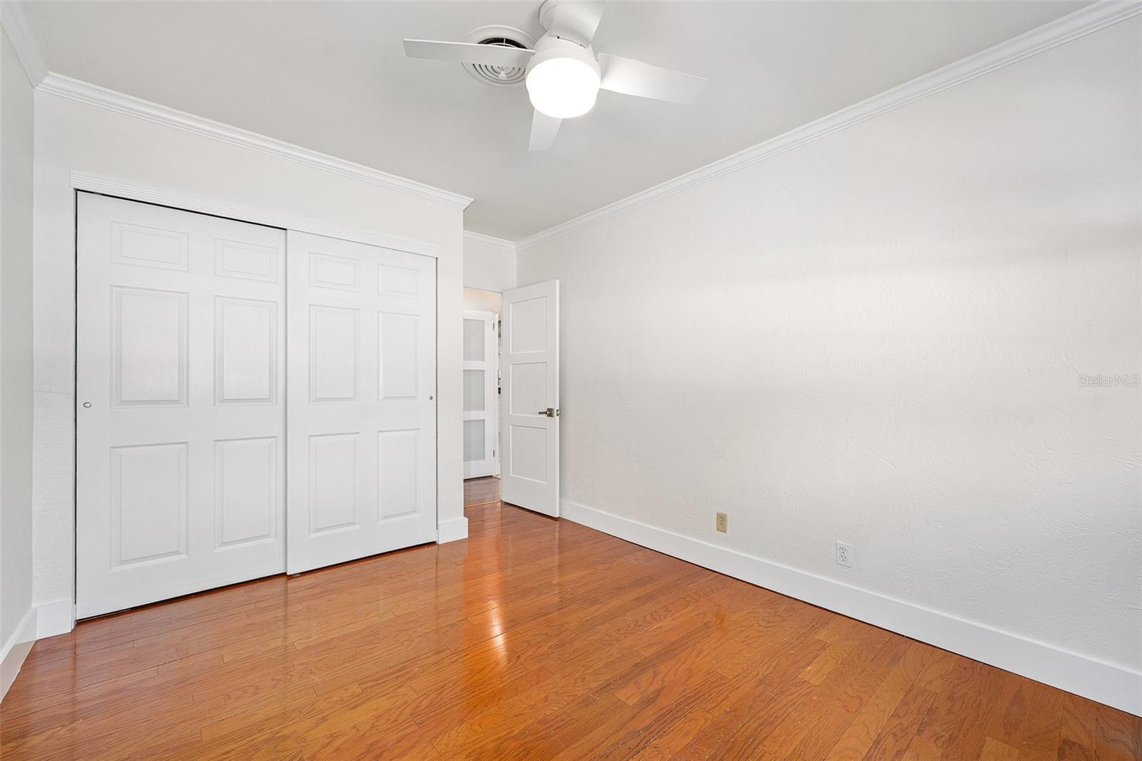 RIVER OAKS - Residential