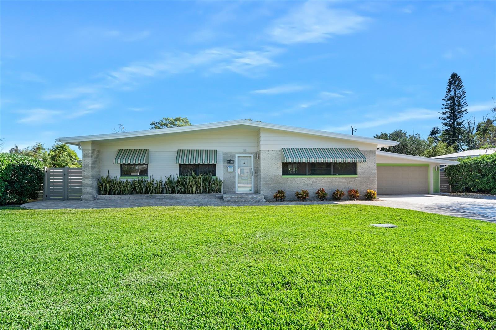 RIVER OAKS - Residential