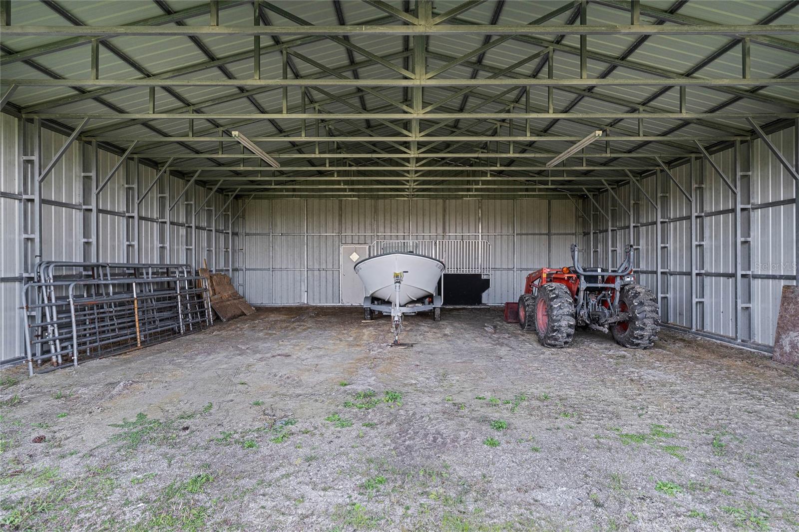 SADDLE CLUB ESTATES UNREC - Residential