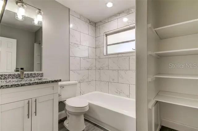 SPRING PARK TOWN HOUSES CONDO - Residential