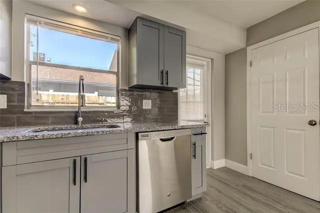 SPRING PARK TOWN HOUSES CONDO - Residential