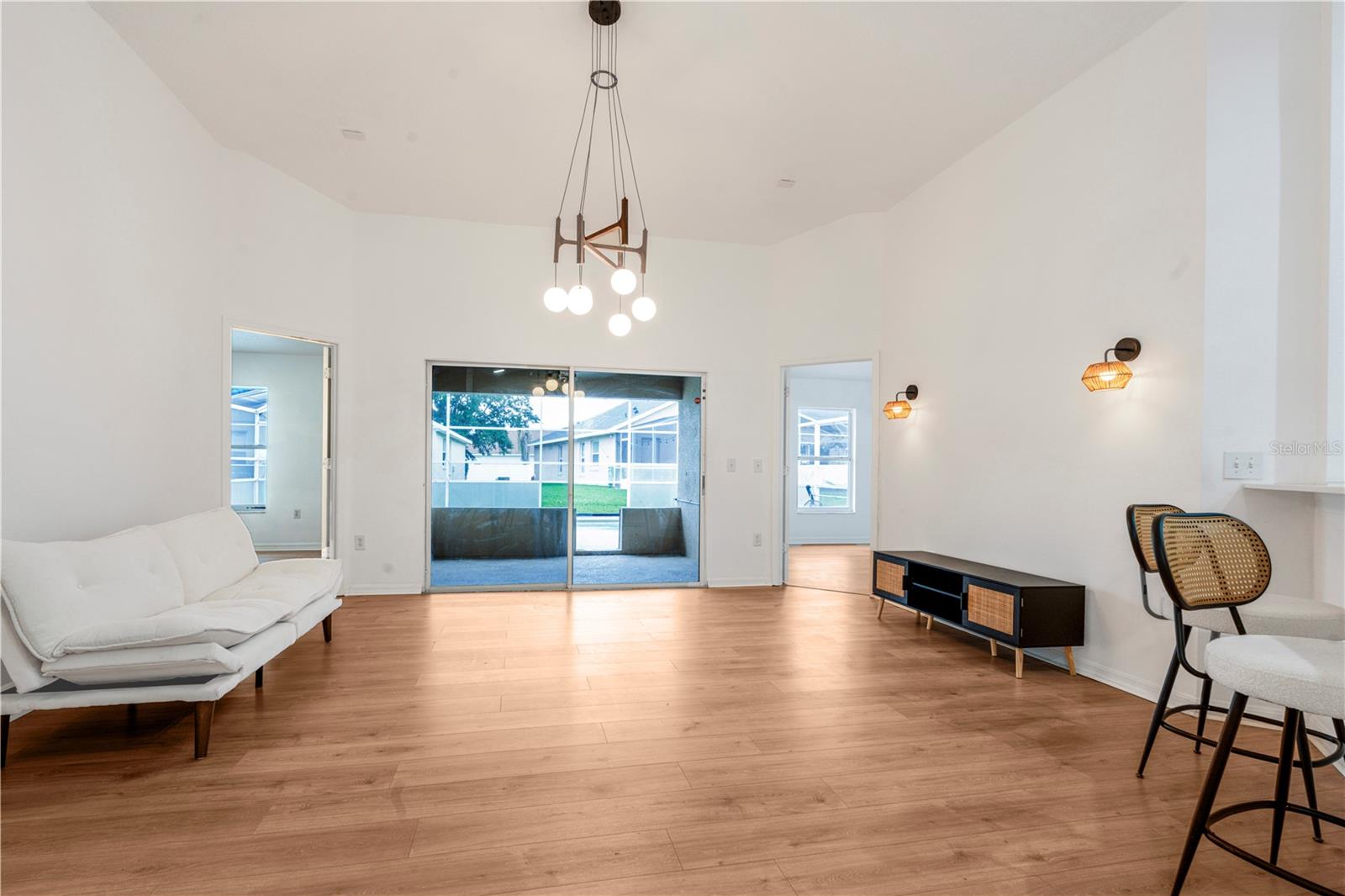 2705 WILLOW GLEN CIRCLE