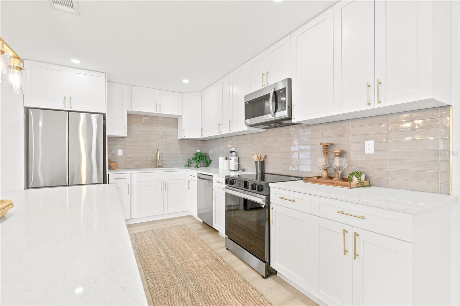 BLOSSOM LAKE VILLAGE SEC 4 - Residential