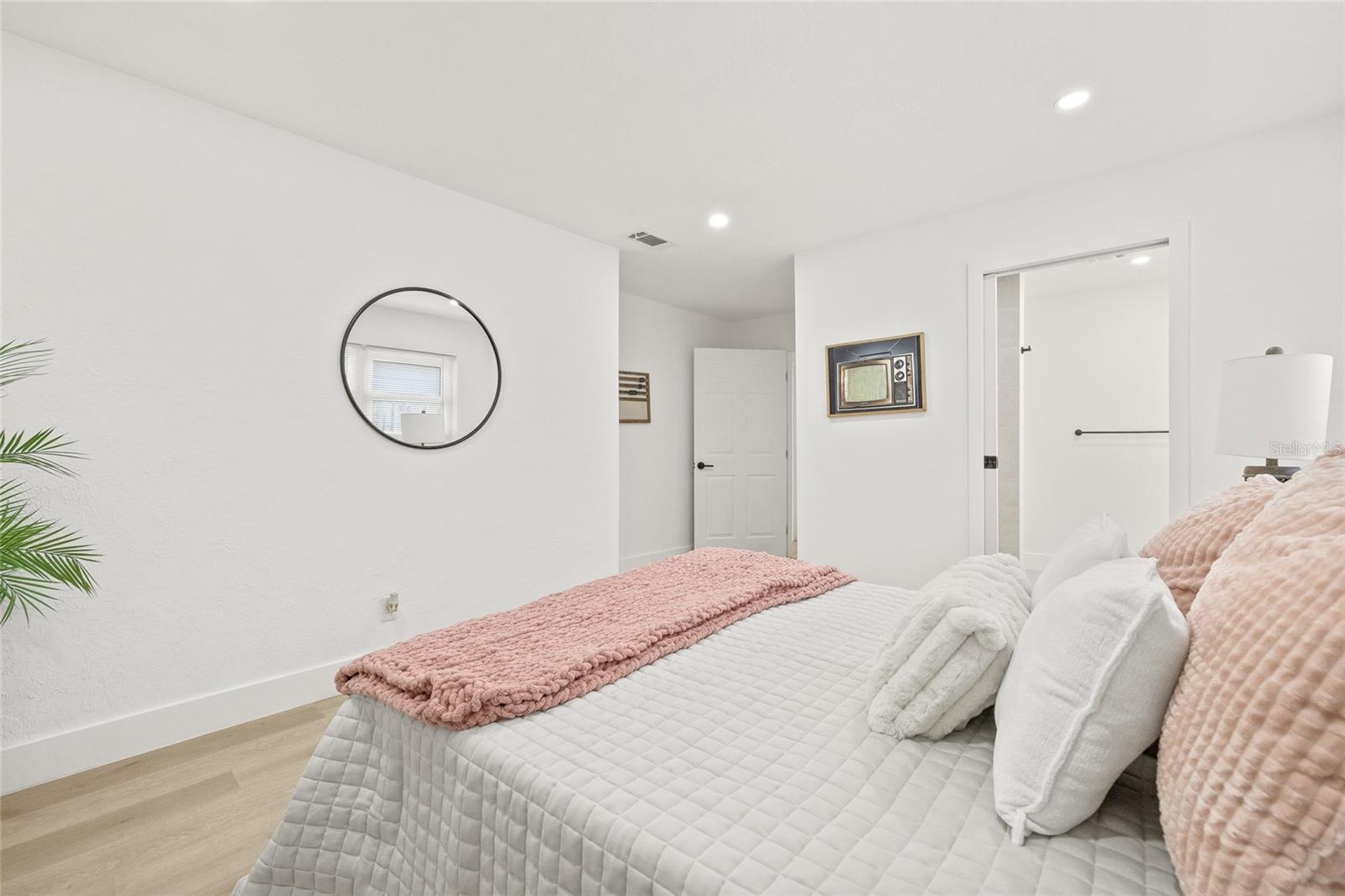 BLOSSOM LAKE VILLAGE SEC 4 - Residential