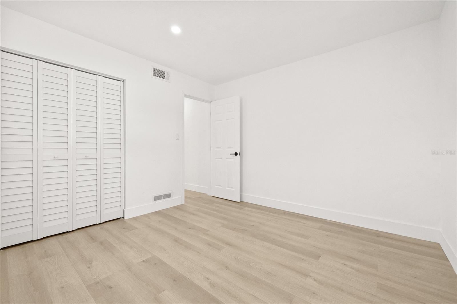 BLOSSOM LAKE VILLAGE SEC 4 - Residential