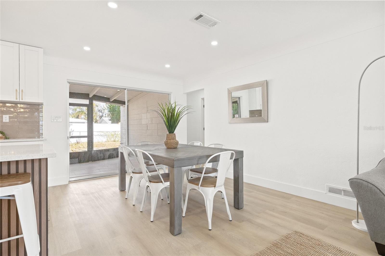 BLOSSOM LAKE VILLAGE SEC 4 - Residential