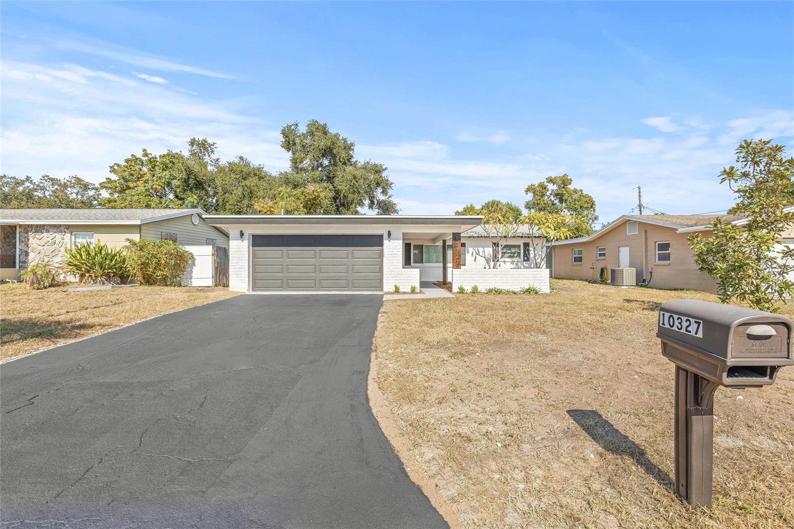 BLOSSOM LAKE VILLAGE SEC 4 - Residential