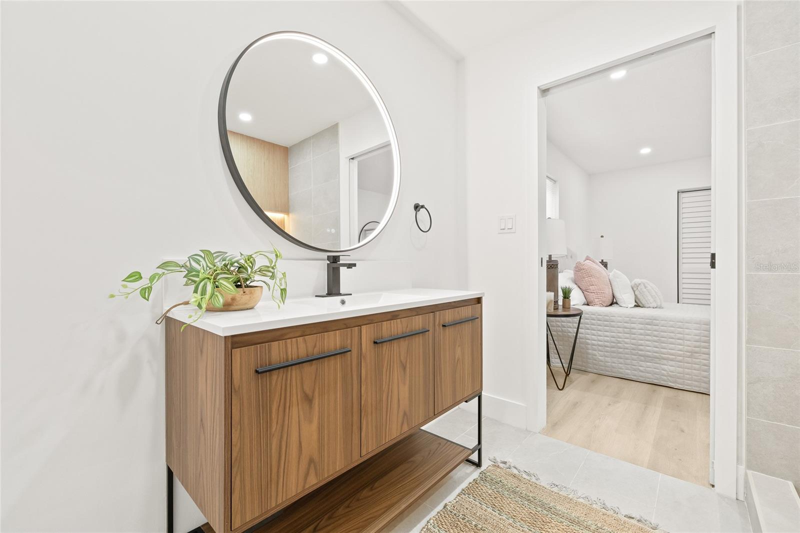 BLOSSOM LAKE VILLAGE SEC 4 - Residential