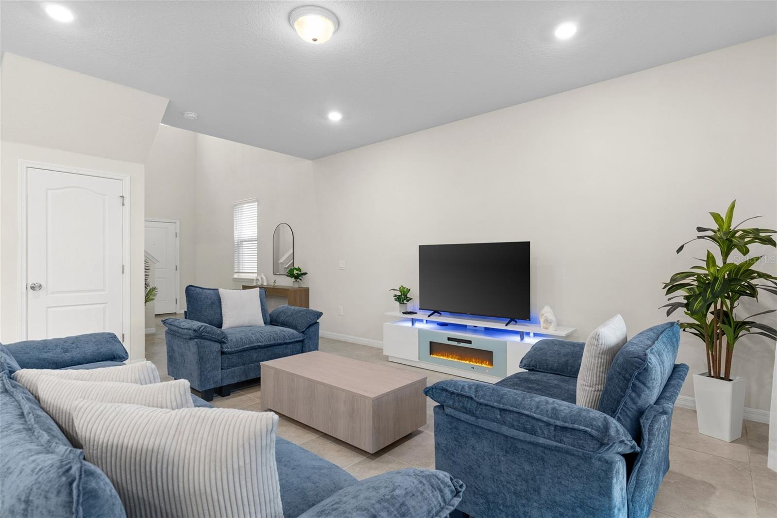 SOLTERRA PH 2B - Residential