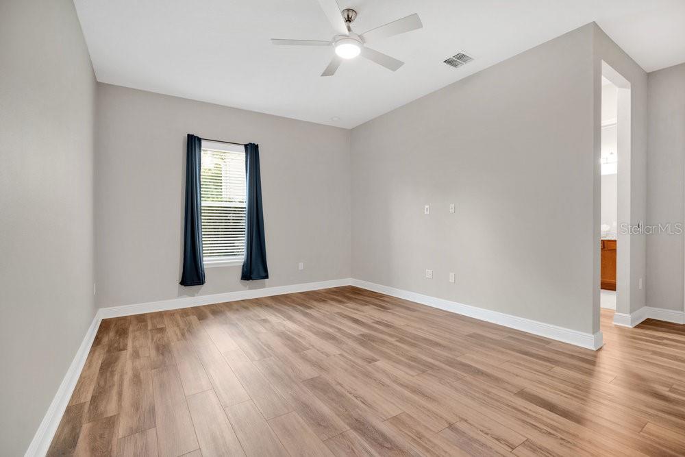 WATERS EDGE AT HAWKS CREST - Residential