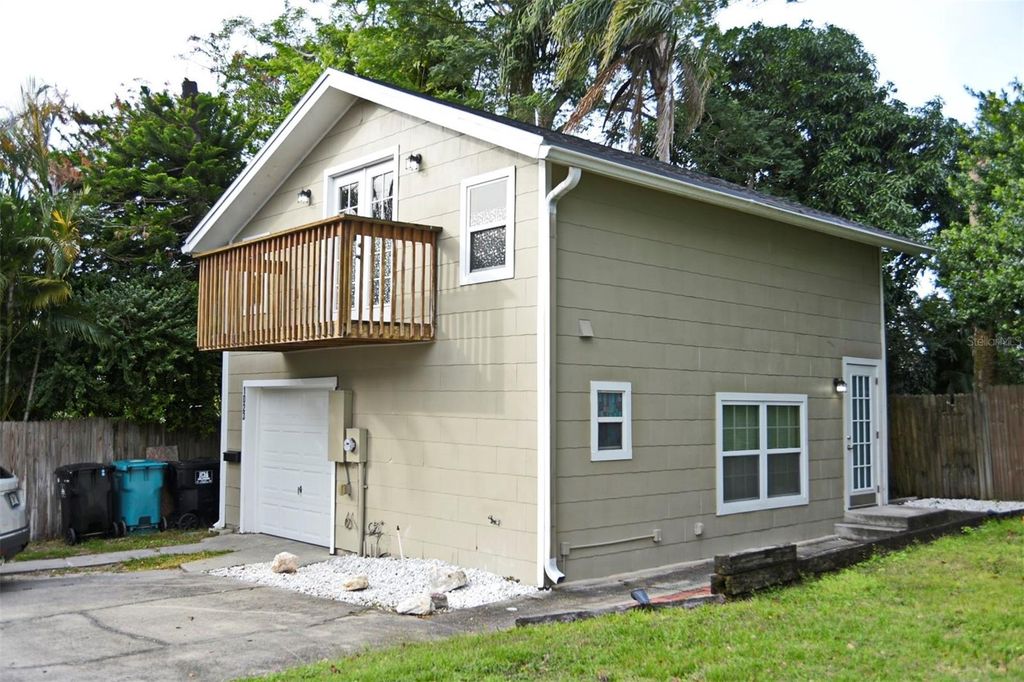 Photo of 1023 E Amelia Street, Orlando, FL 32803 (MLS # O6393642)