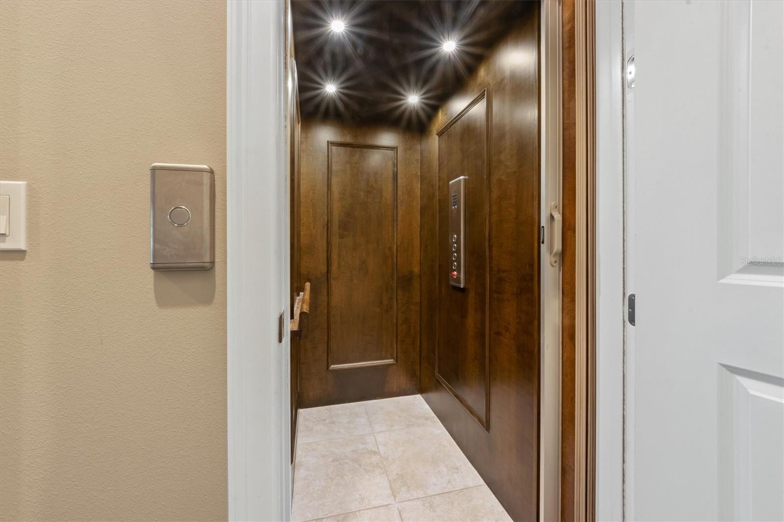 BANYAN TREE ESTATES II - Residential