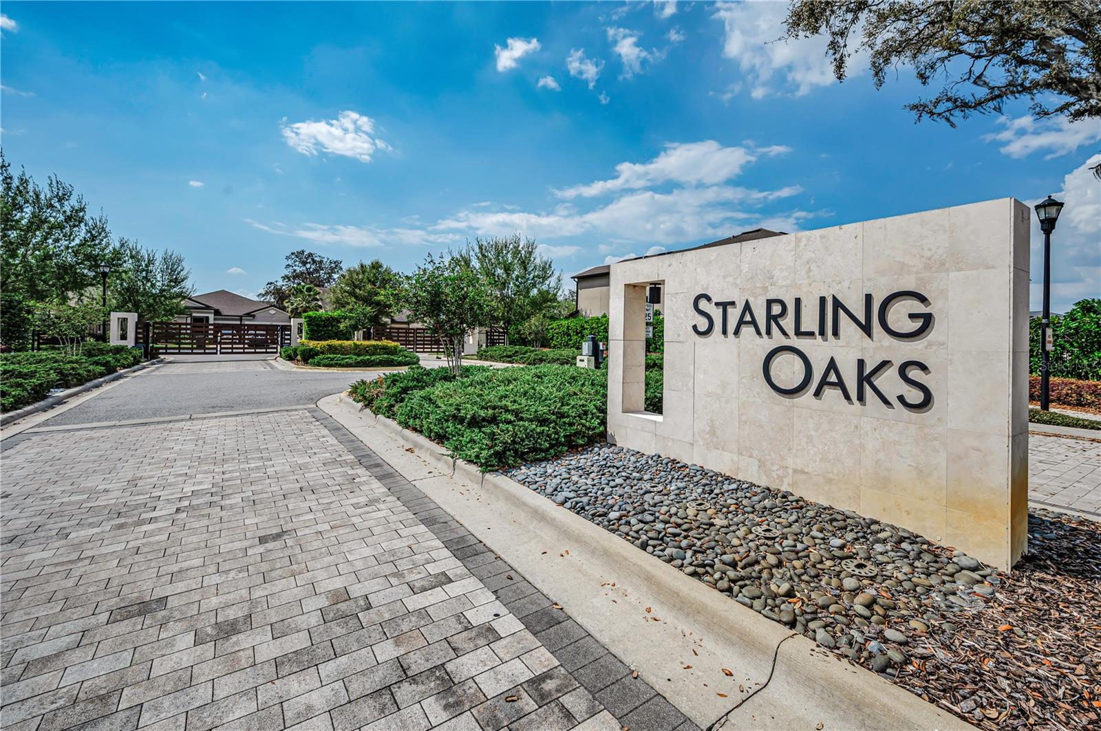 STARLING OAKS - Residential