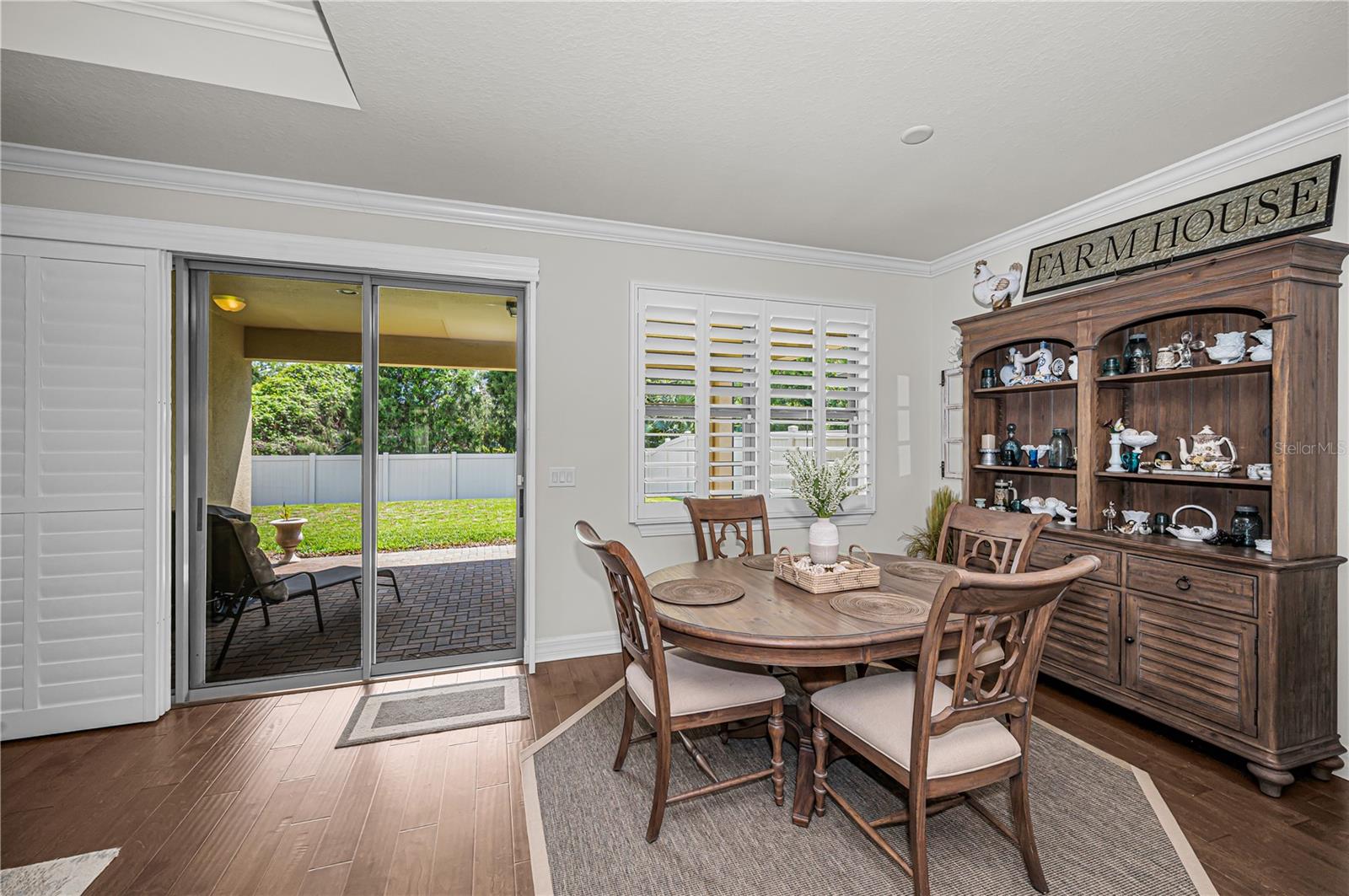 STARLING OAKS - Residential