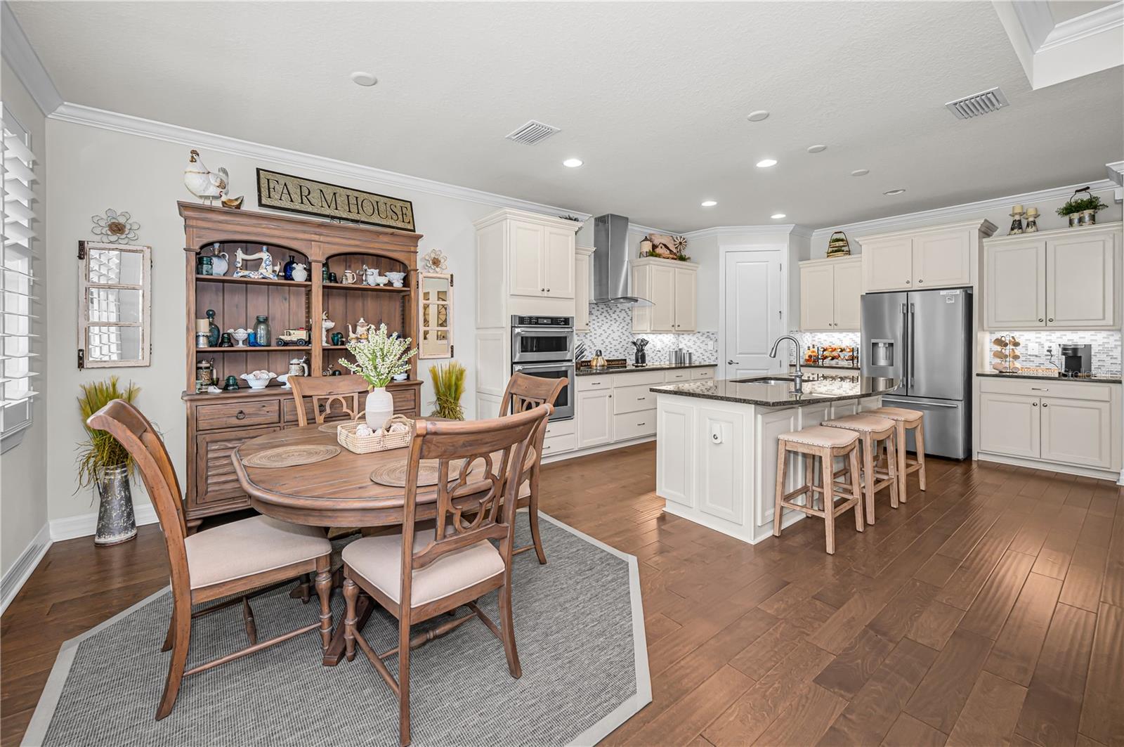 STARLING OAKS - Residential