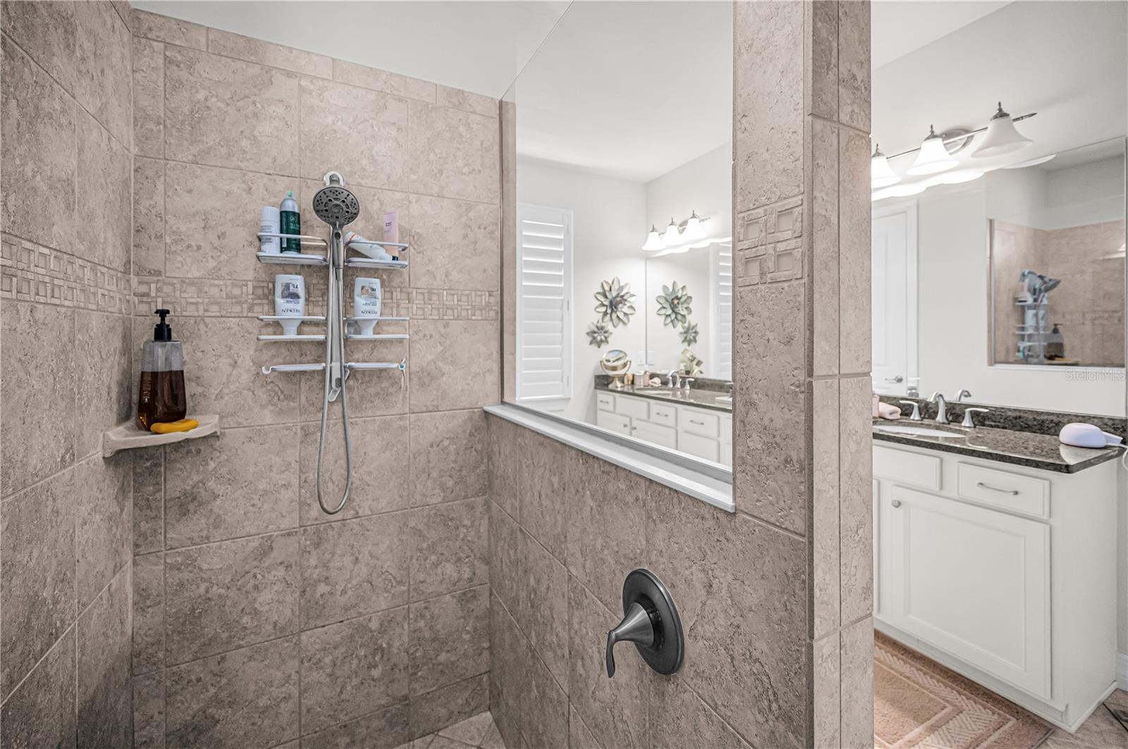 STARLING OAKS - Residential