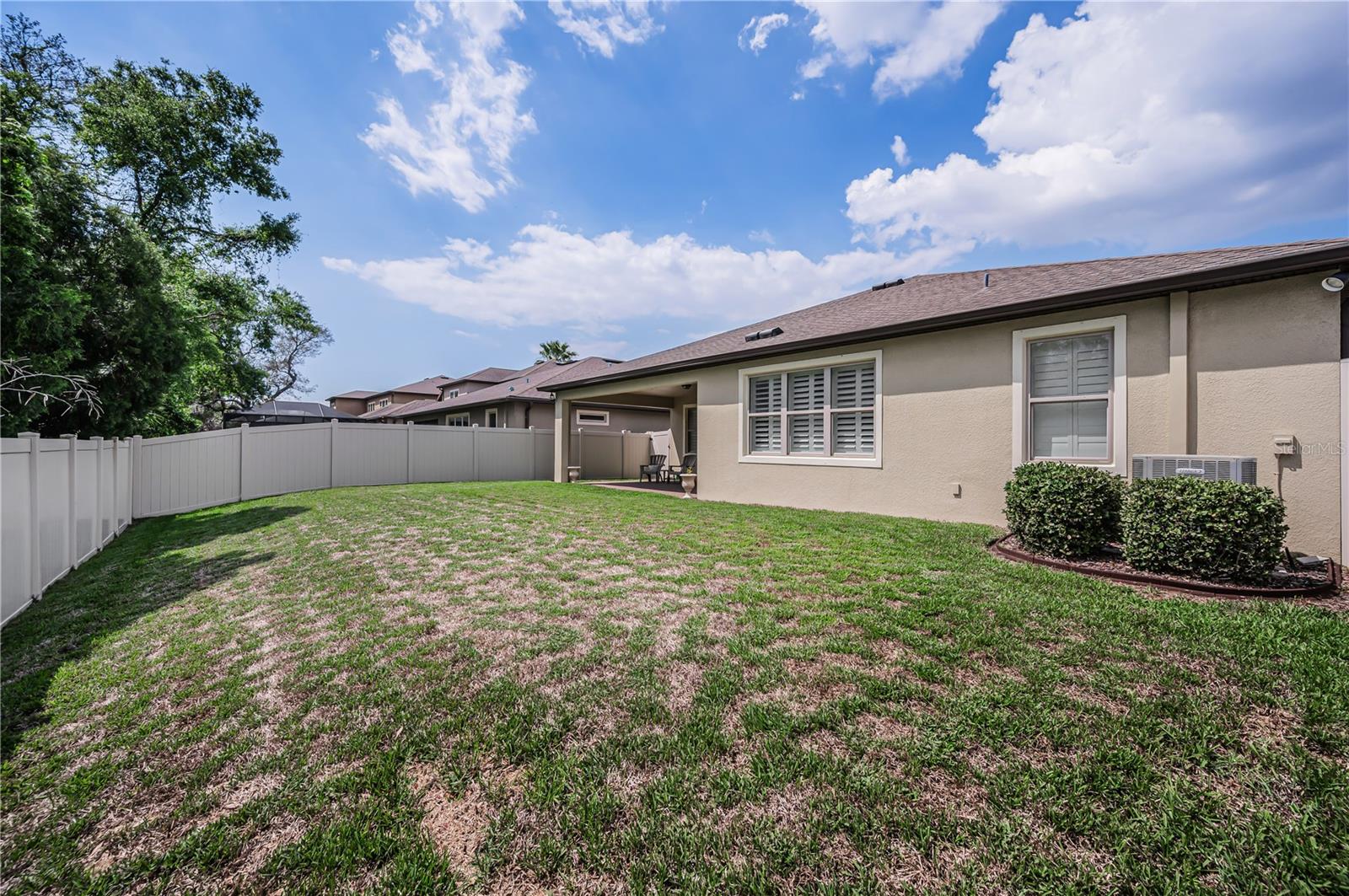 STARLING OAKS - Residential