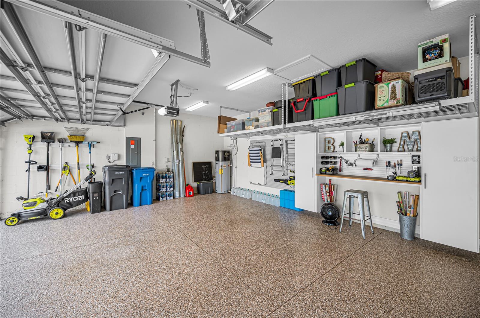 STARLING OAKS - Residential