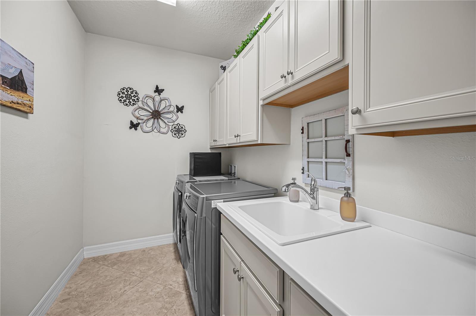 STARLING OAKS - Residential