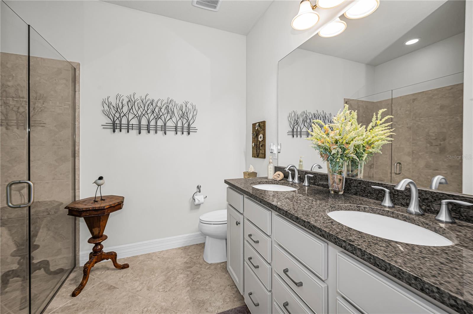 STARLING OAKS - Residential