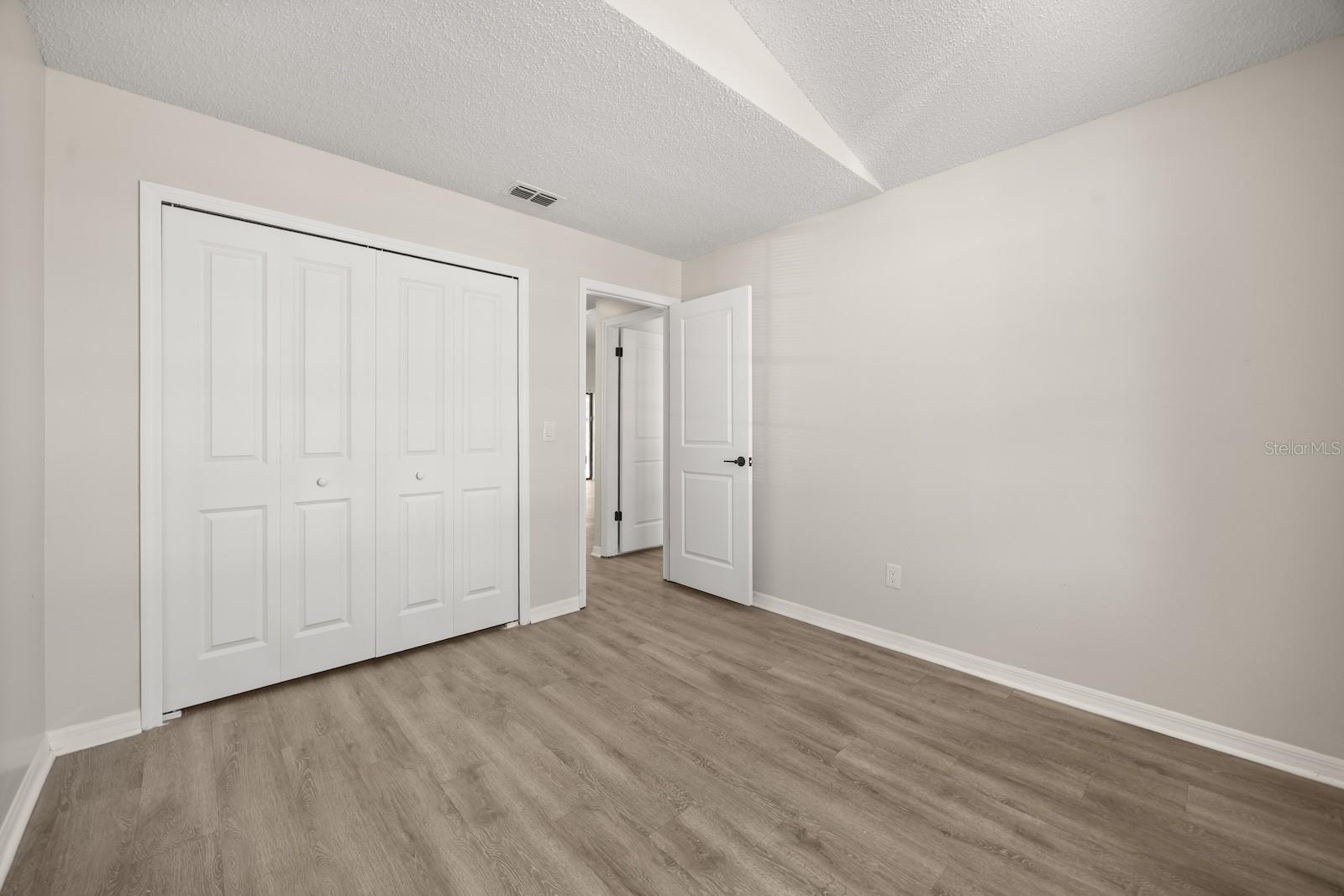 KENSINGTON SEC 04 - Residential