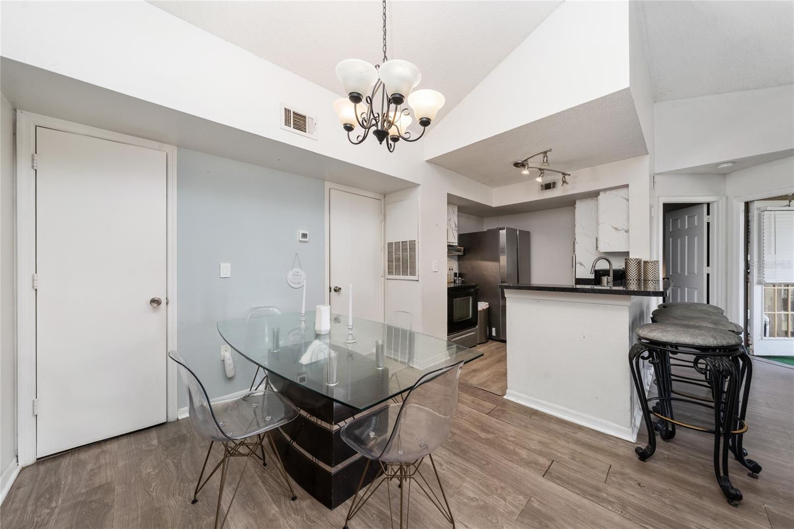445 FOUNTAINHEAD CIRCLE 257
