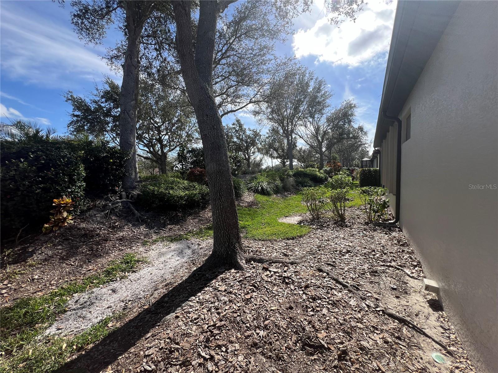 CYPRESS FALLS PH 1B - Residential Lease