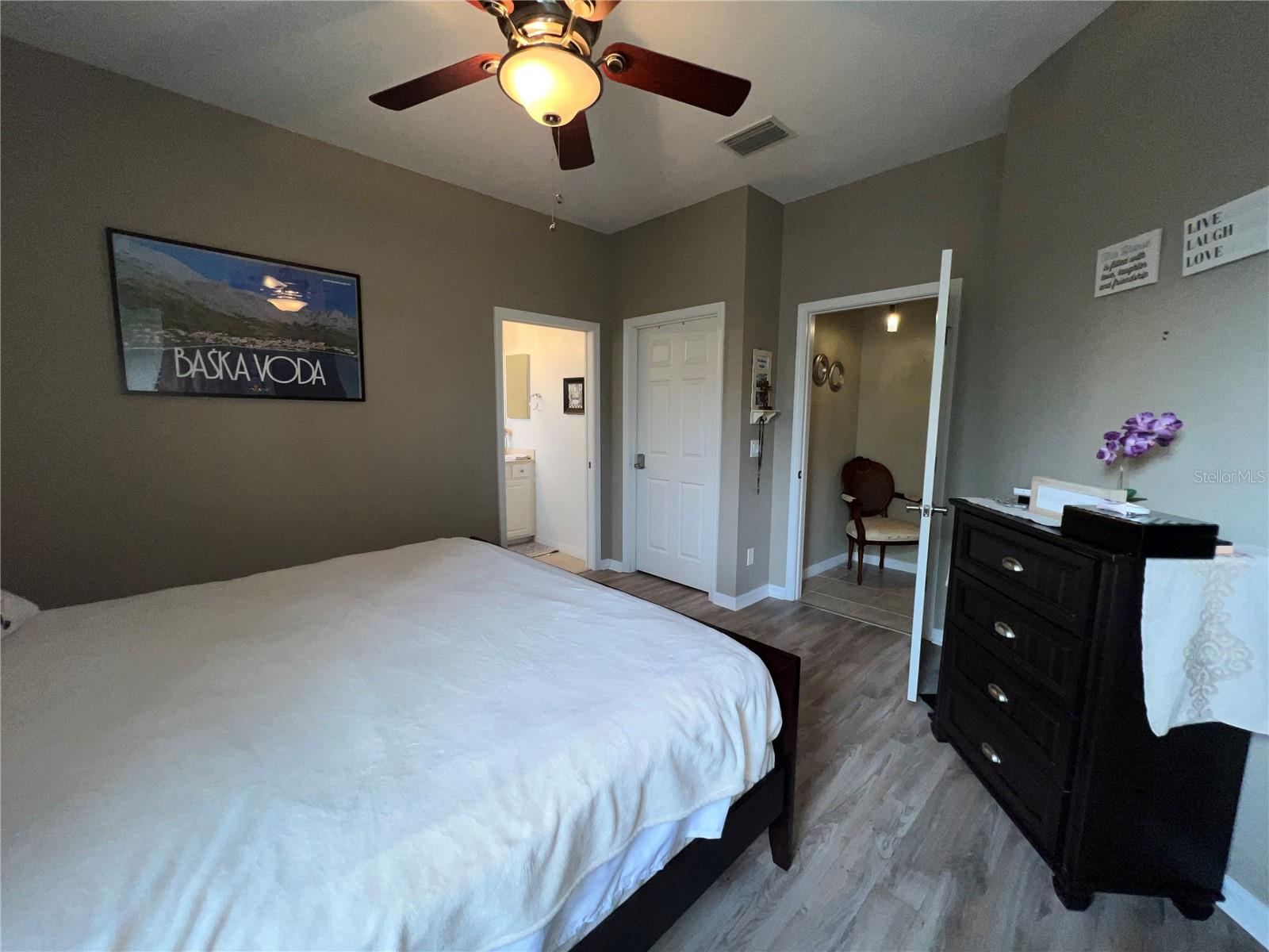 CYPRESS FALLS PH 1B - Residential Lease