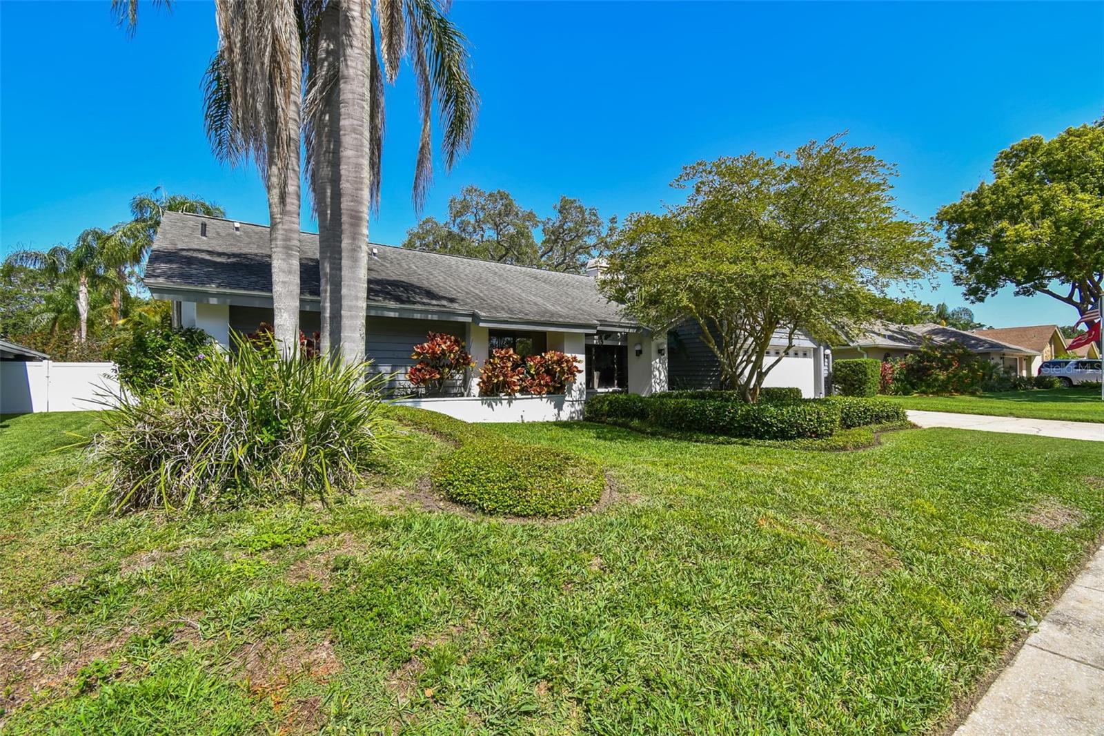 1622 EL TAIR TRAIL