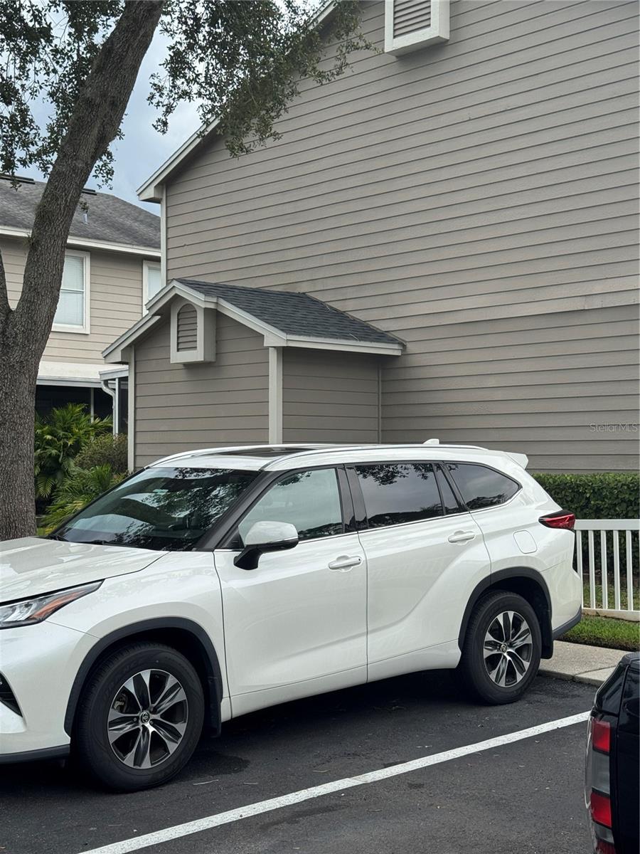 THATCHERS LANDING CONDO 03 - Residential