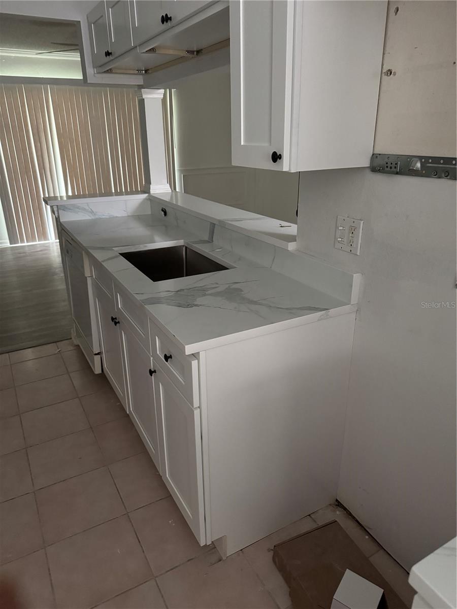 THATCHERS LANDING CONDO 03 - Residential