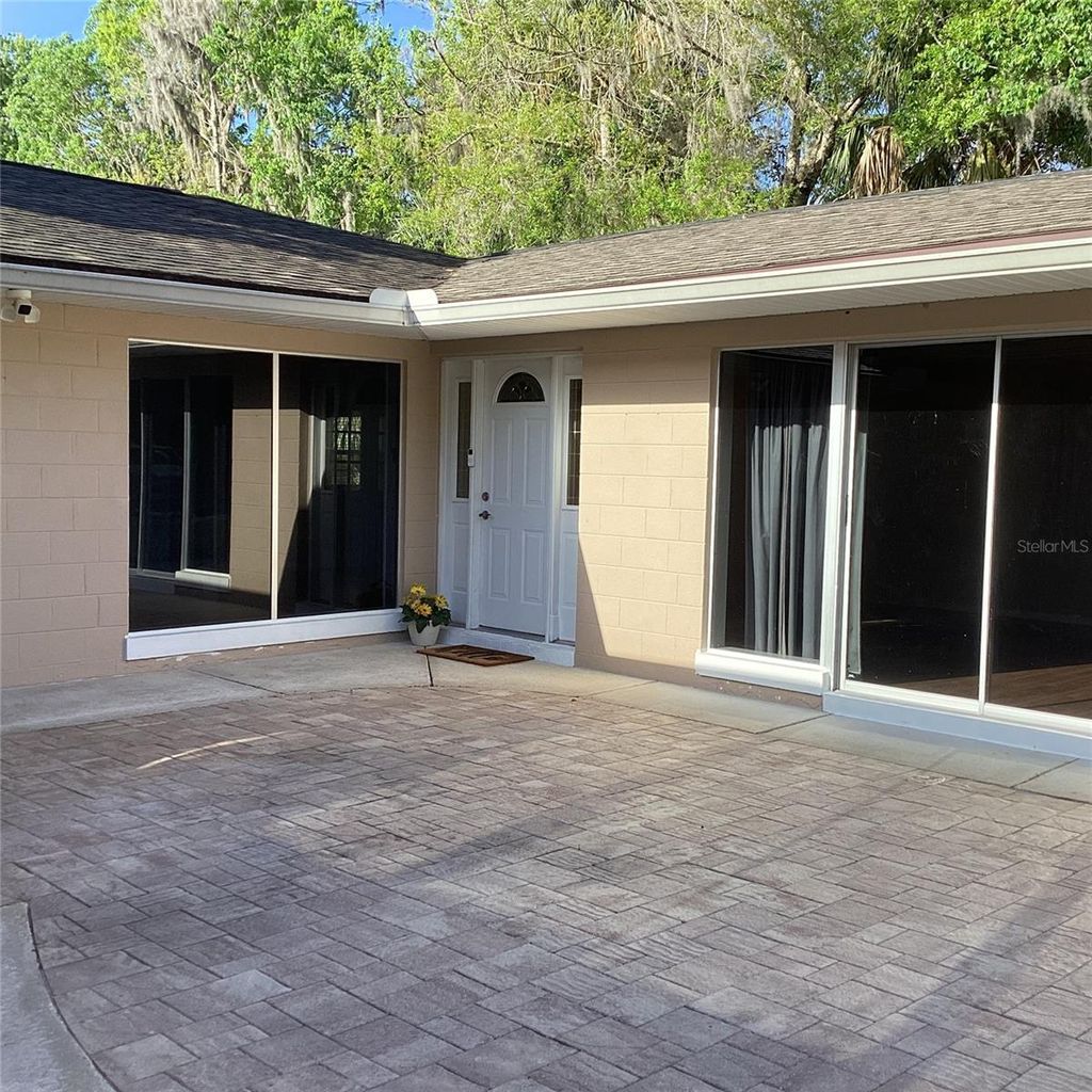 Photo of 5231 Timberlane Road, Lake Wales, FL 33898 (MLS # K4903173)