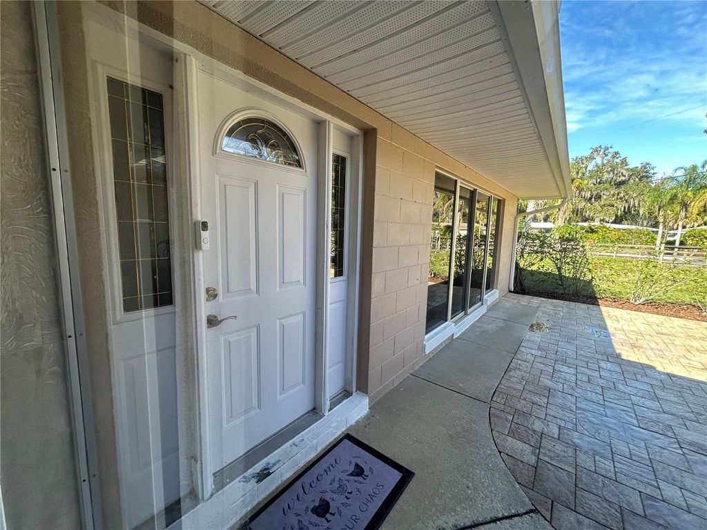 Photo of 5231 Timberlane Road, Lake Wales, FL 33898 (MLS # K4903173)