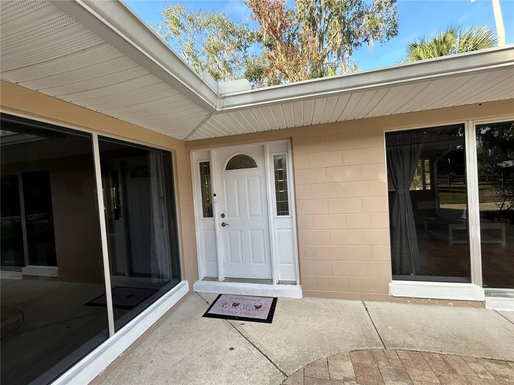 Photo of 5231 Timberlane Road, Lake Wales, FL 33898 (MLS # K4903173)