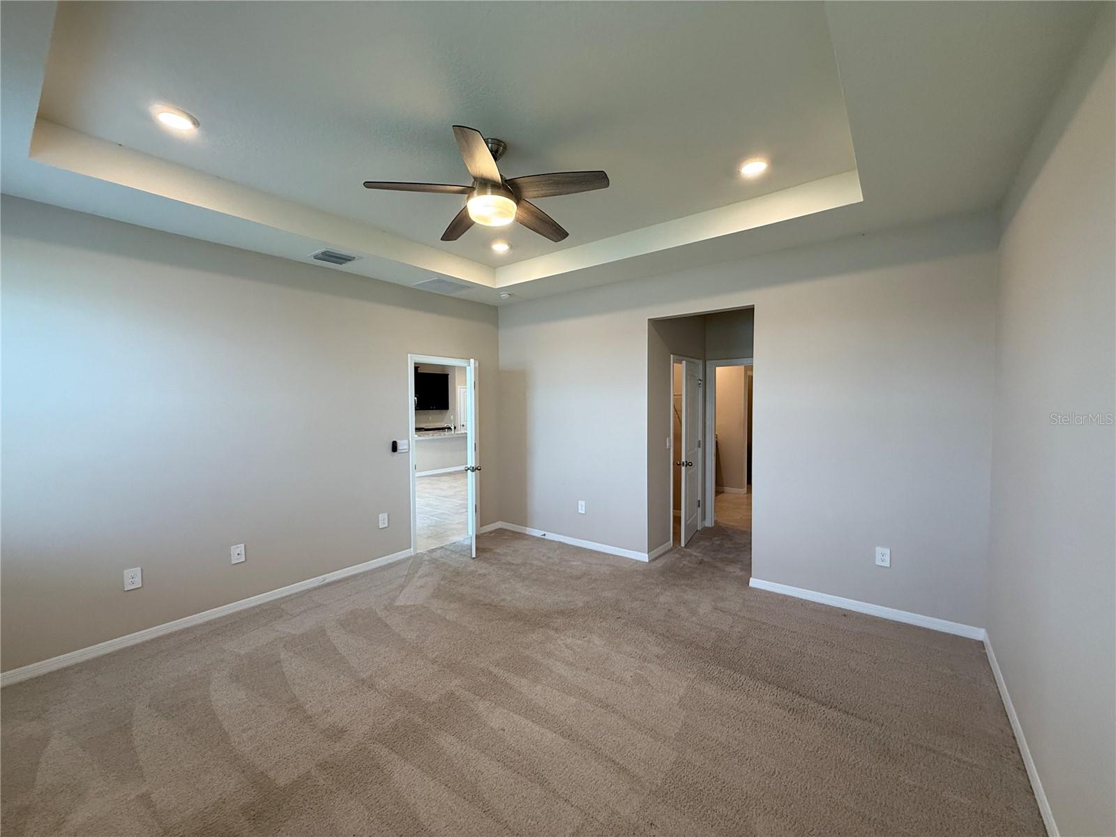 PROMENADE ESTATES PH II - Residential Lease