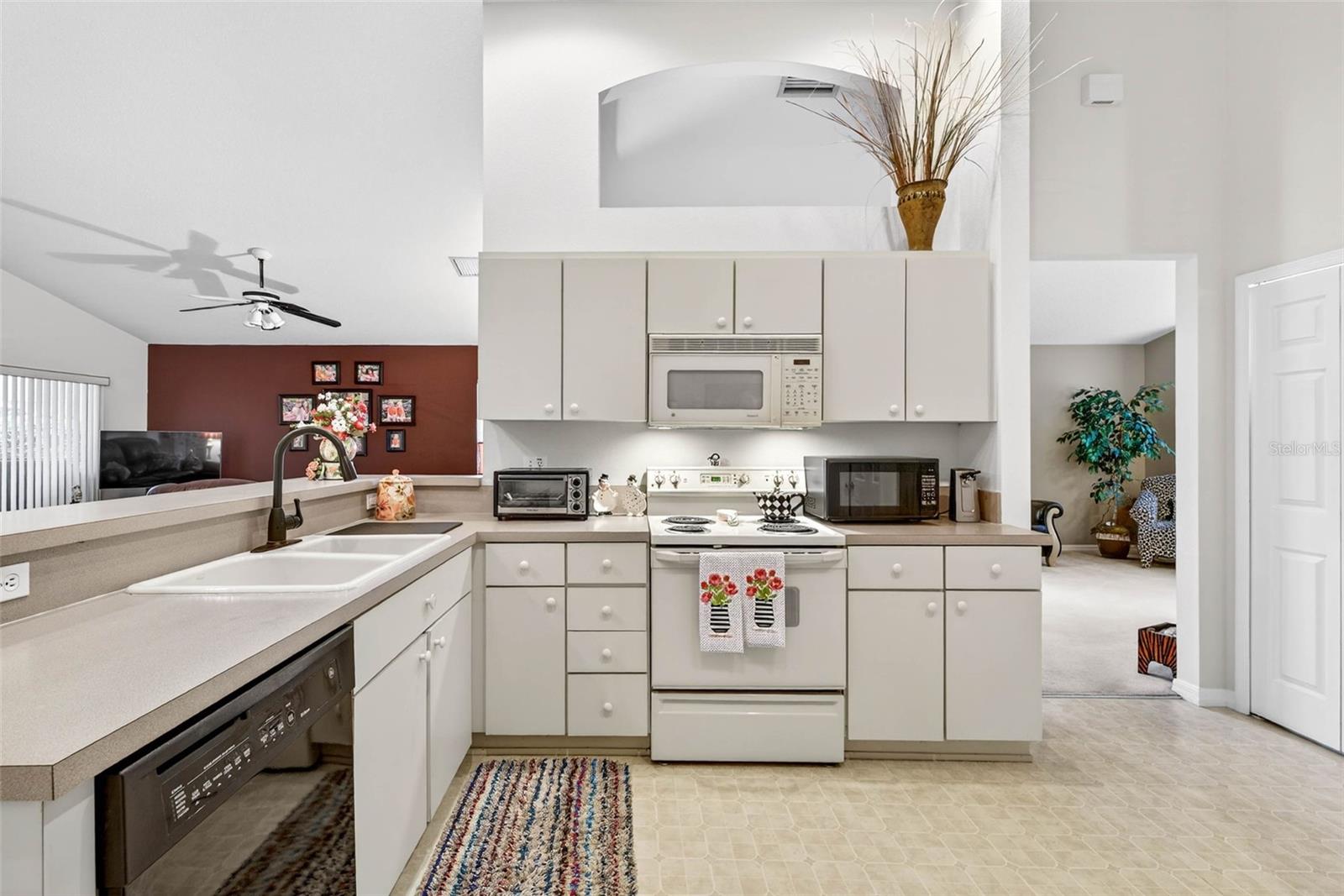 PENNINGTON VILLAGE - Residential