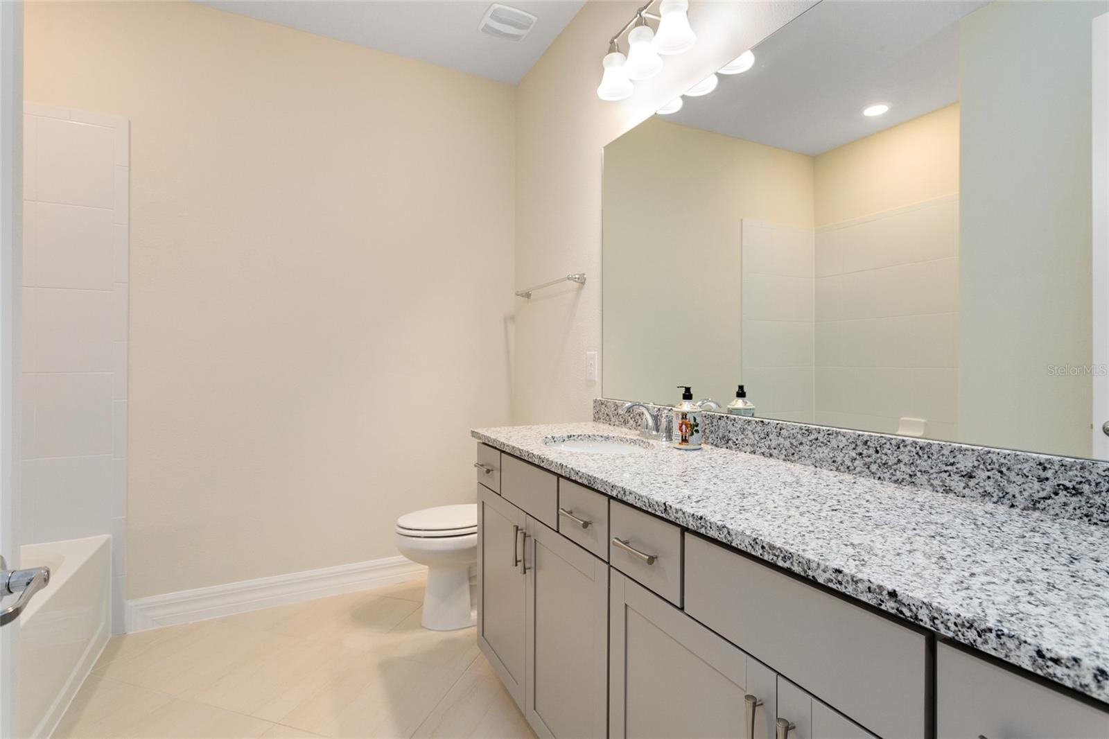 PHILLIPS GROVE TR J - Residential