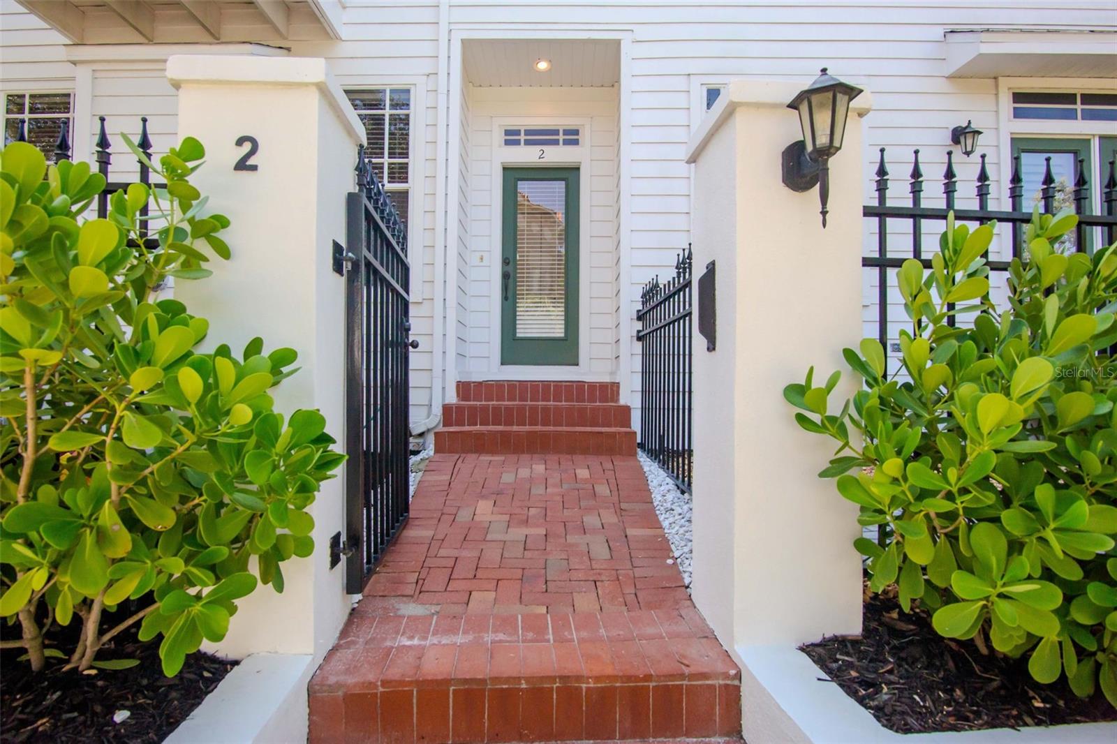 ISLAND PARK A CONDO - Residential