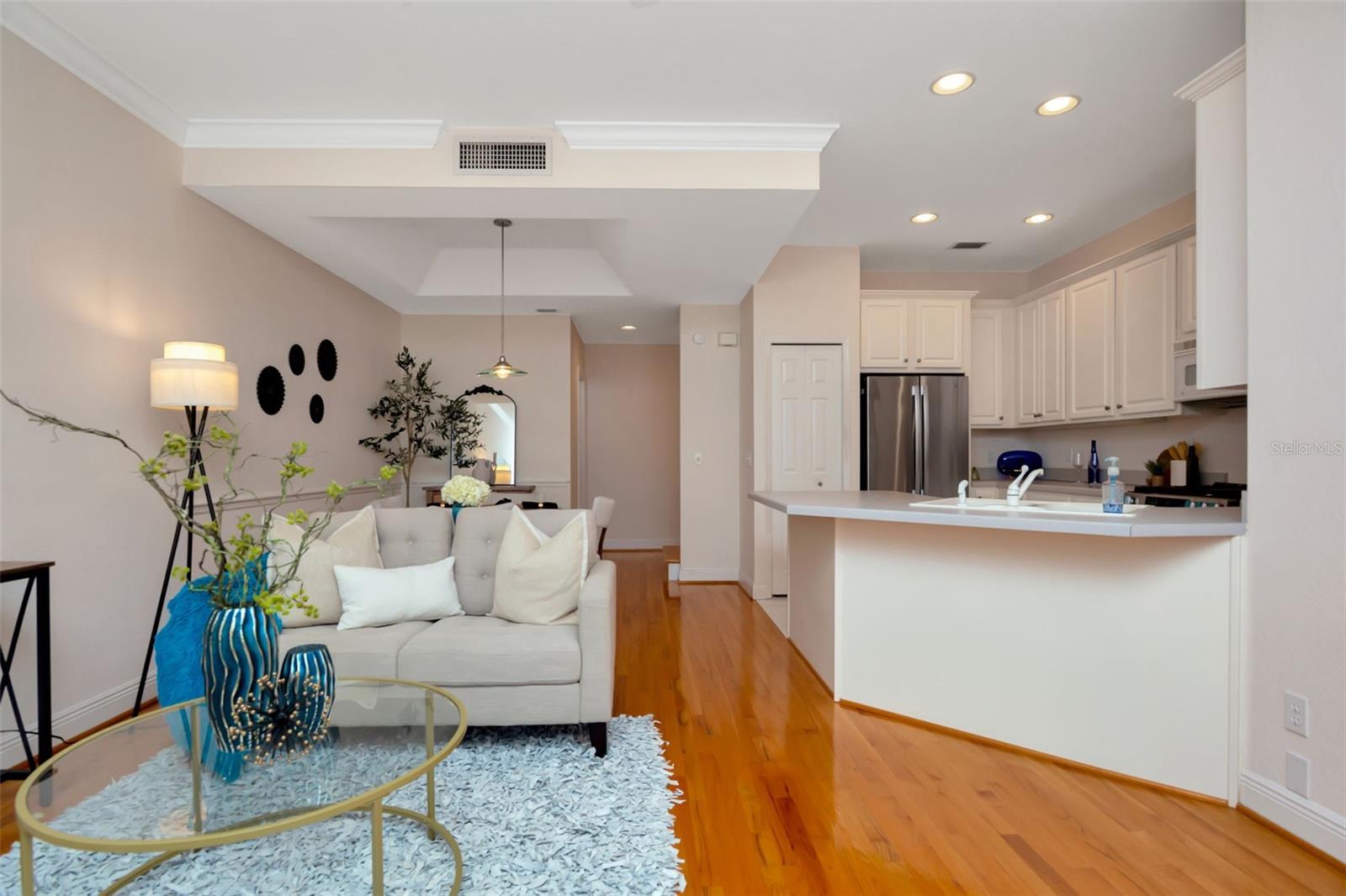 ISLAND PARK A CONDO - Residential