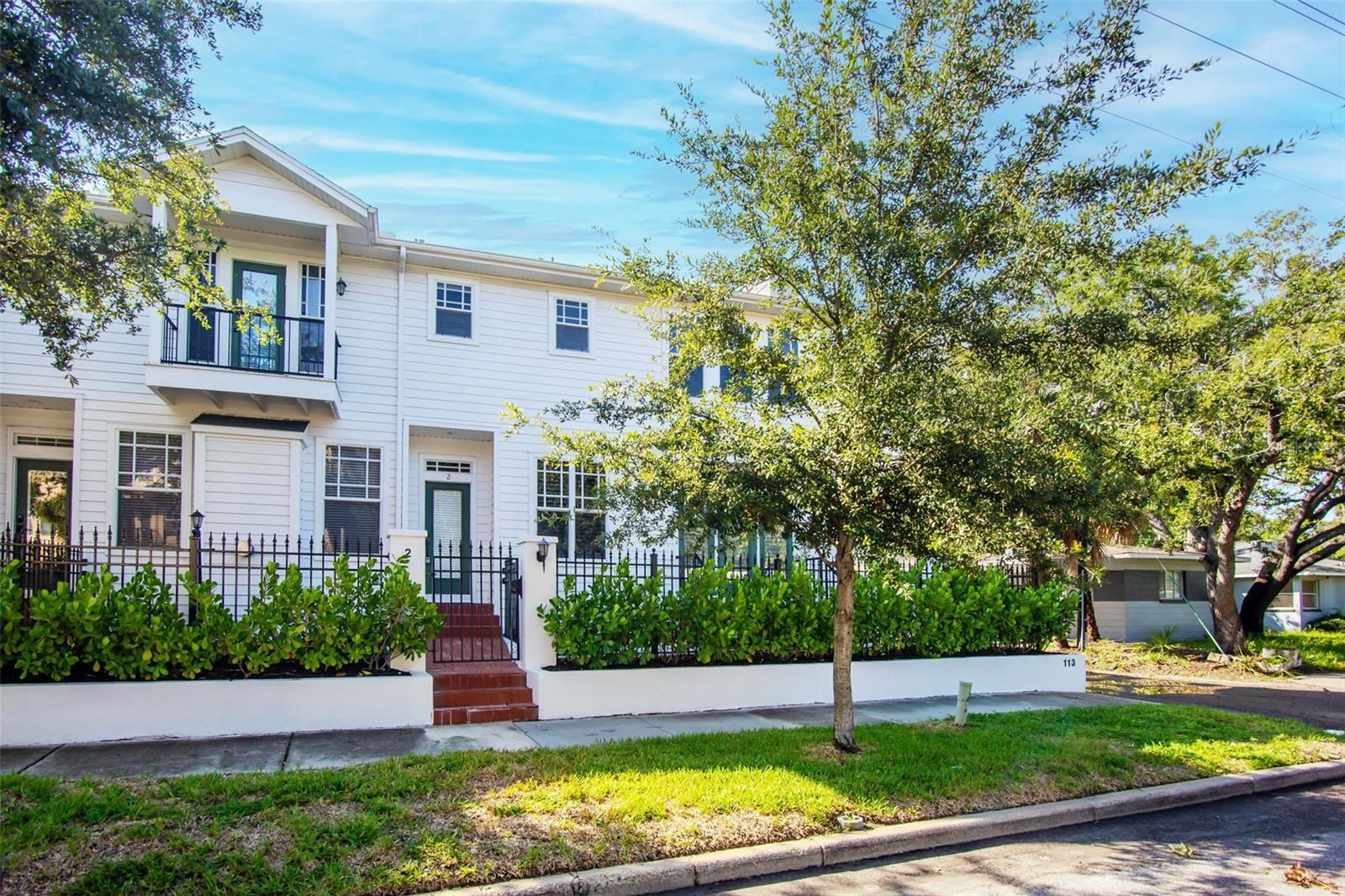 ISLAND PARK A CONDO - Residential