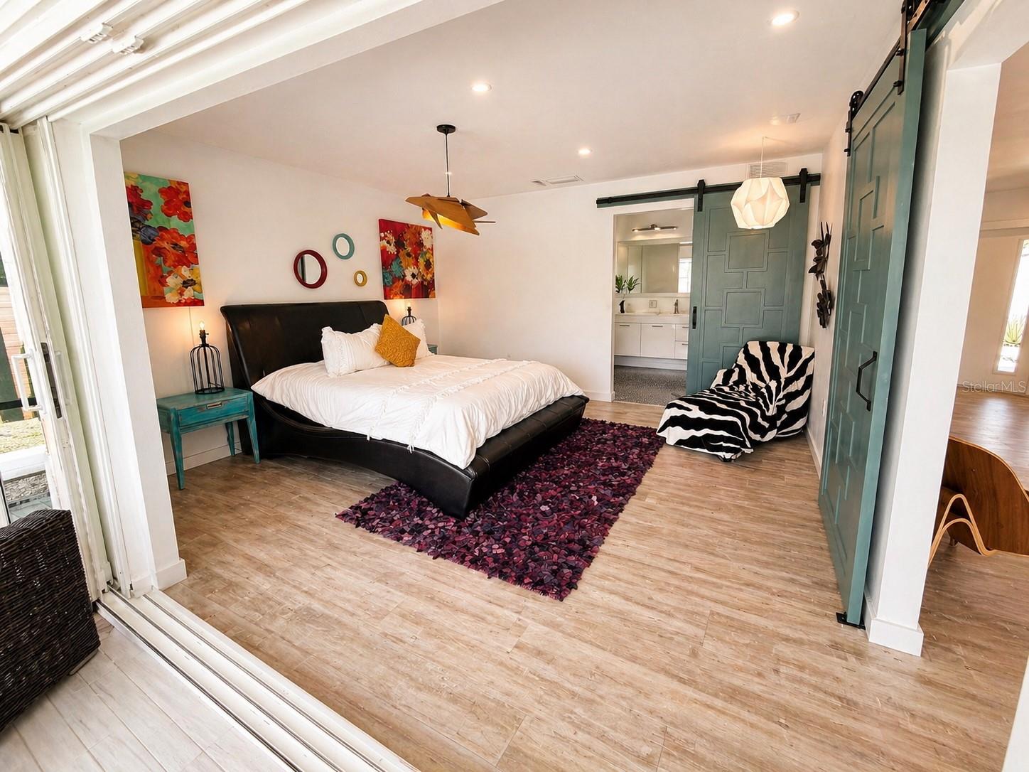 SOUTH GATE - Residential