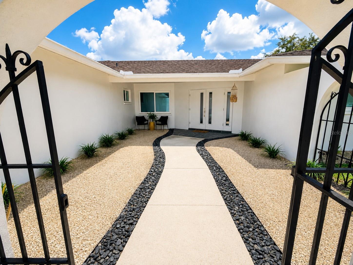 2806 SATSUMA DRIVE