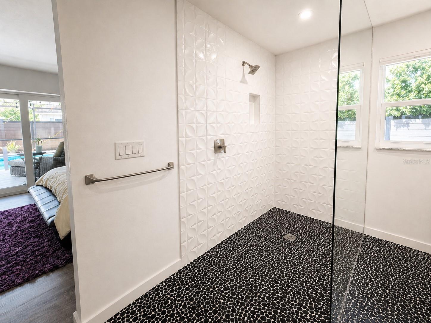 SOUTH GATE - Residential