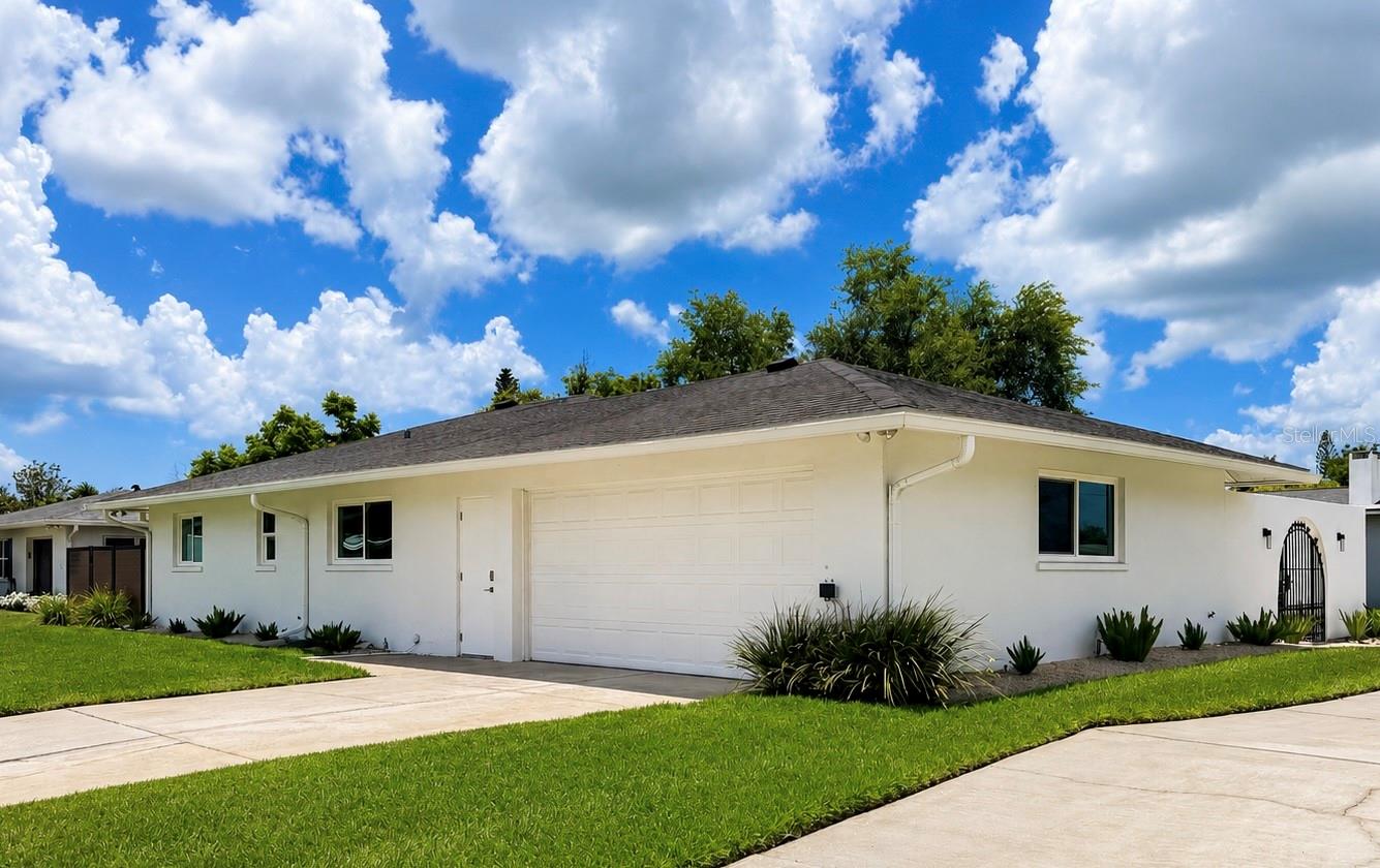 2806 SATSUMA DRIVE