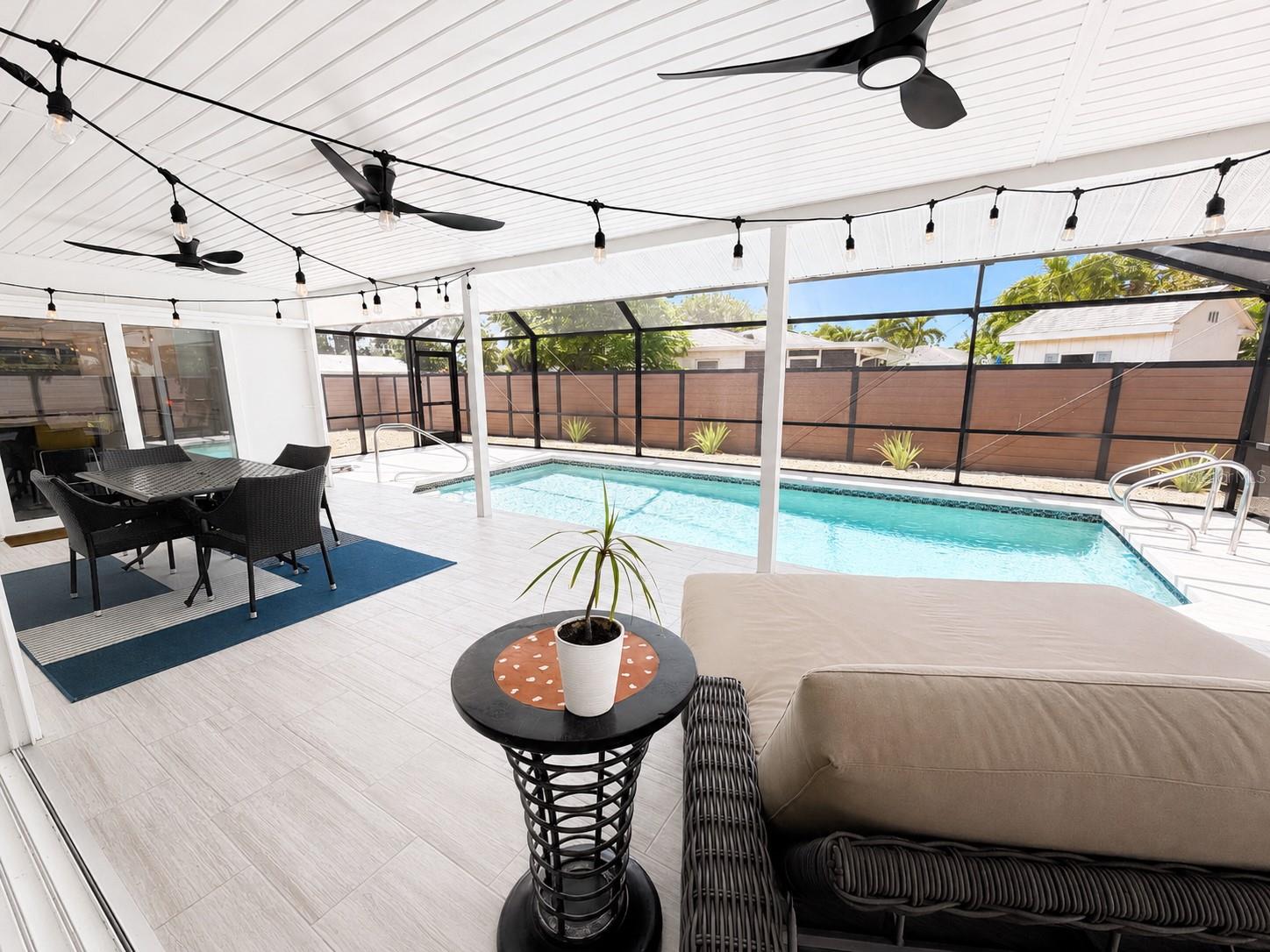SOUTH GATE - Residential